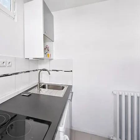 Avec Terrasse, Cosy Et Moderne Διαμέρισμα *